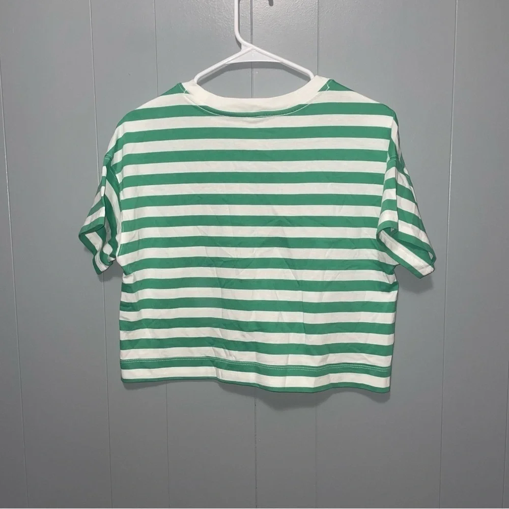 Old Navy Loose Cropped Green and White Striped Tee Shirt XL 14/16